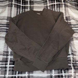 BROWN CREWNECK
